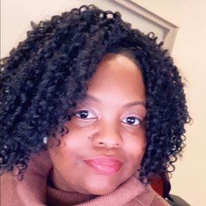 Meet your Posher, Lynette